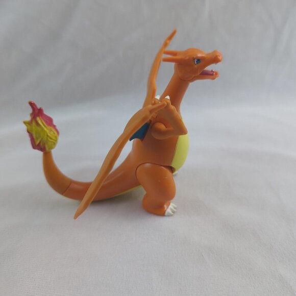 2019 WCT Pokemon Charizard 4.5" Battle Feature Figure- No Projectile - Picture 3 of 12